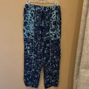 Anthropologie Blue Floral Pants/PJs Large, Pockets, split ankle